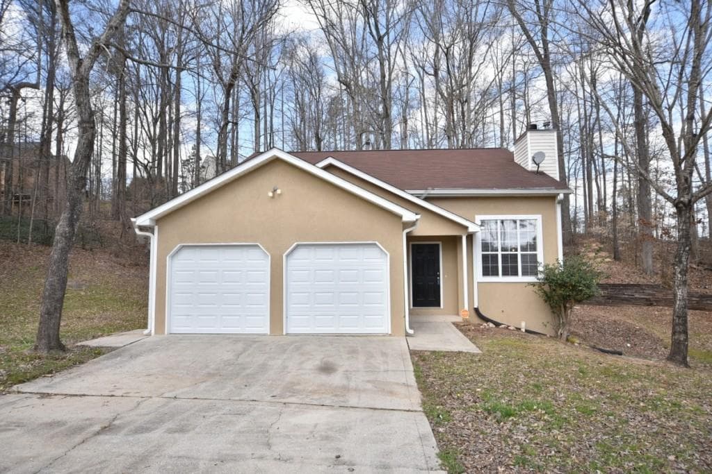 4 bedroom, 1,365 sq ft single family residence sold at 1949 Sandcreek Drive, Atlanta, GA 30331