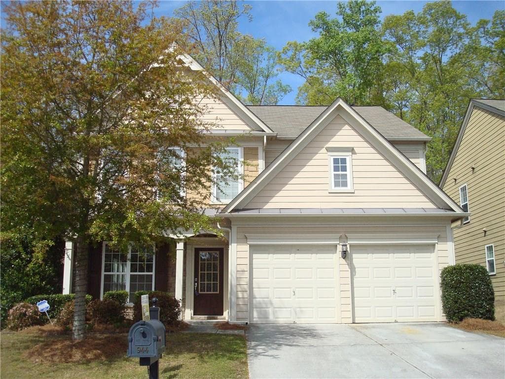 3 bedroom, 2,072 sq ft single family residence sold at 944 Idlewood Drive, Canton, GA 30115