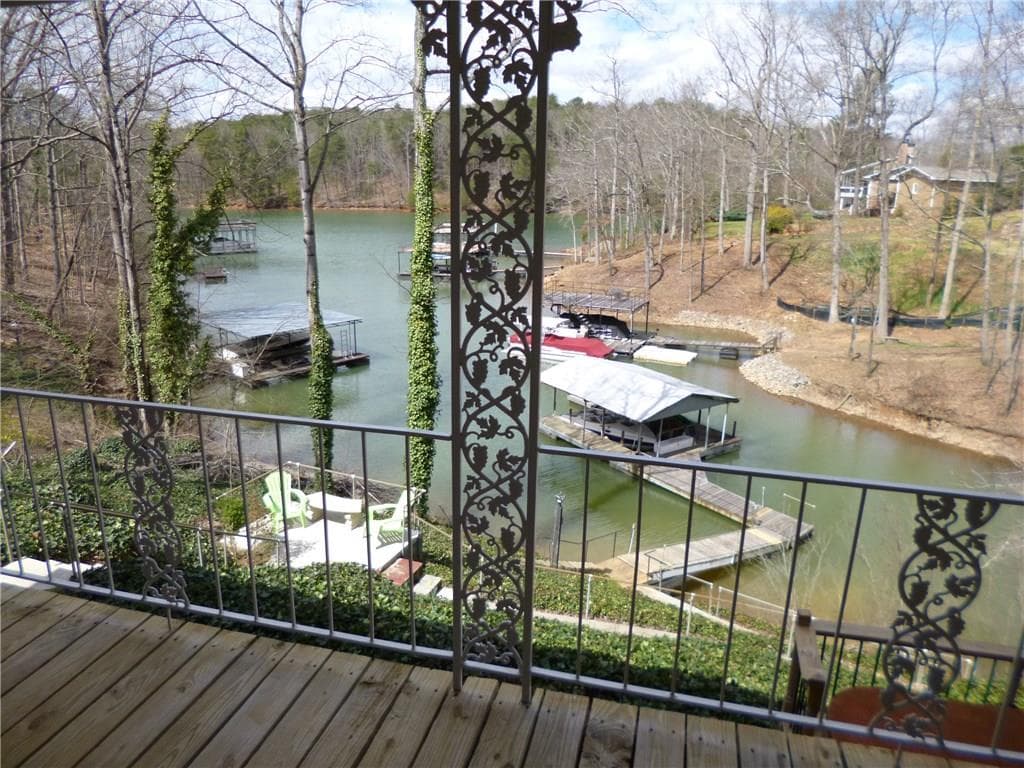 4 bedroom, 3,026 sq ft single family residence sold at 6095 Blackberry Lane, Buford, GA 30518