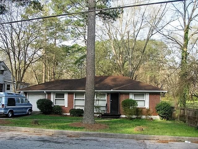 2261 SE Headland Terrace, East Point, GA 30344 — most recent listing photo