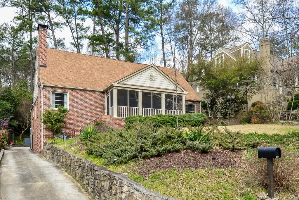 4 bedroom, 2,385 sq ft single family residence sold at 1700 Pine Ridge Drive, Atlanta, GA 30324