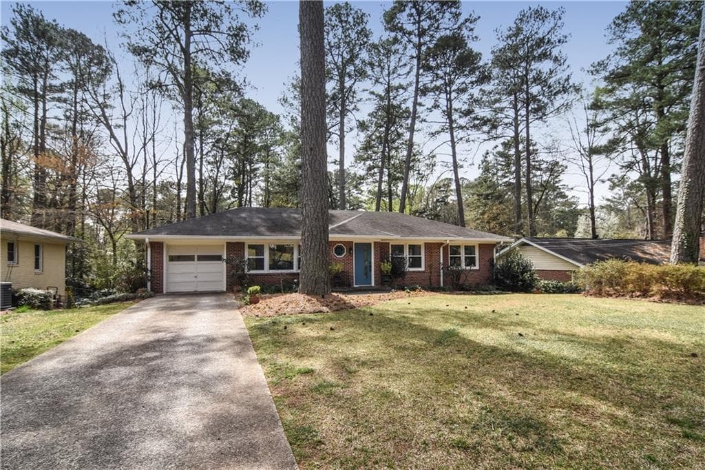 3 bedroom, 1,572 sq ft single family residence sold at 2275 Leafmore Drive, Decatur, GA 30033