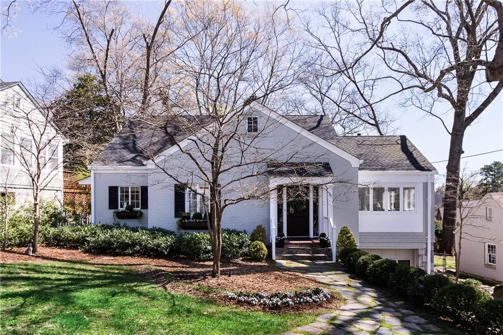 3 bedroom, 1,995 sq ft single family residence sold at 388 Princeton Way, Atlanta, GA 30307