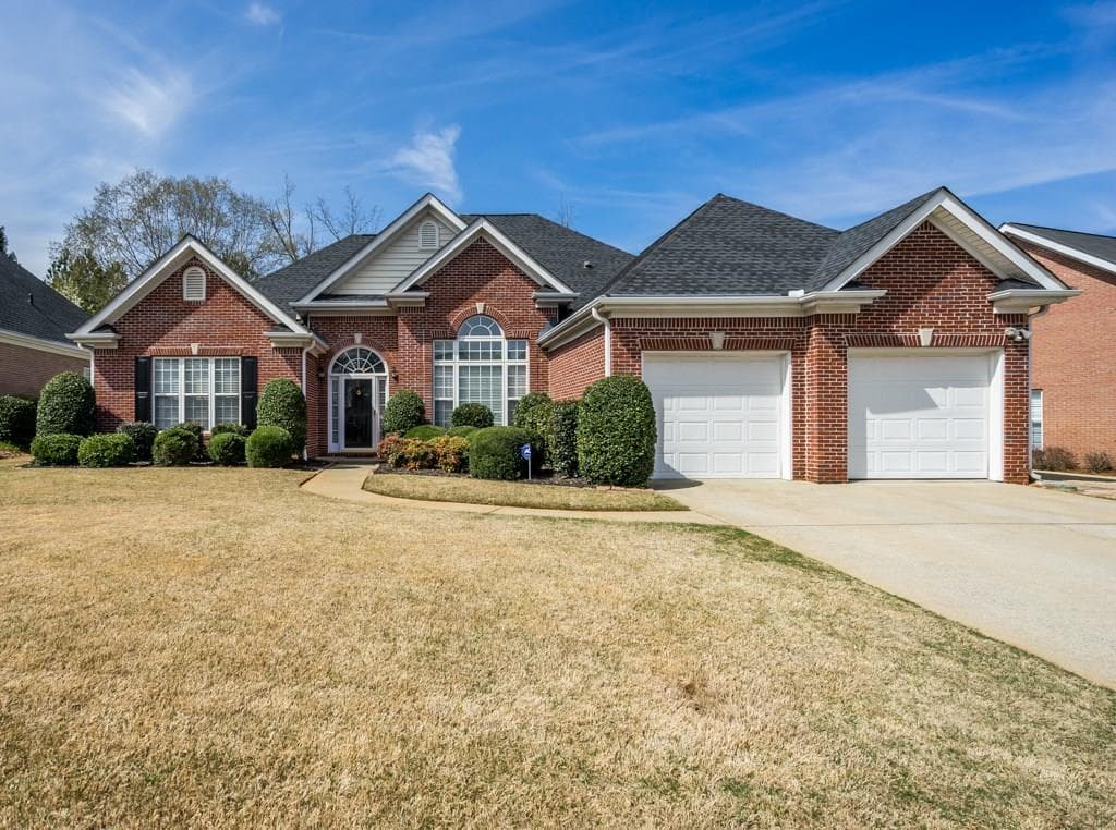 620 Mae Lane, Alpharetta, GA 30004 — most recent listing photo