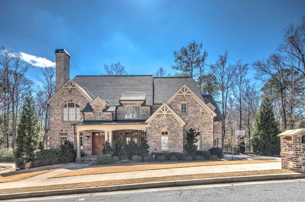6 bedroom, 5,463 sq ft single family residence sold at 450 Conway Point Drive, Atlanta, GA 30327