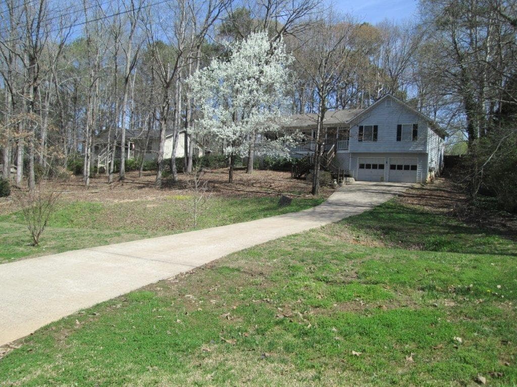 406 Walnut Drive, Woodstock, GA 30189 — most recent listing photo