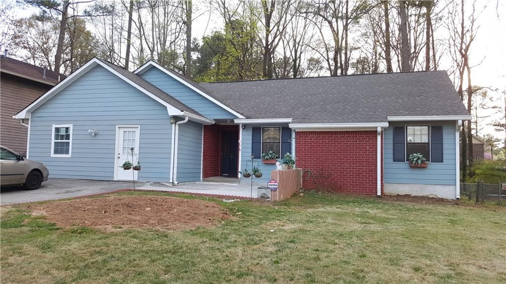 208 Timothy Lane, Lilburn, GA 30047 — most recent listing photo