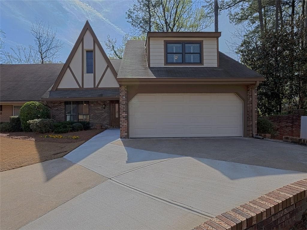 12 Westchester Square, Decatur, GA 30030 — most recent listing photo