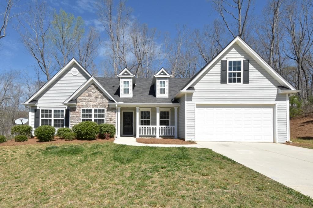 5172 Scenic View Road, Flowery Branch, GA 30542 — most recent listing photo