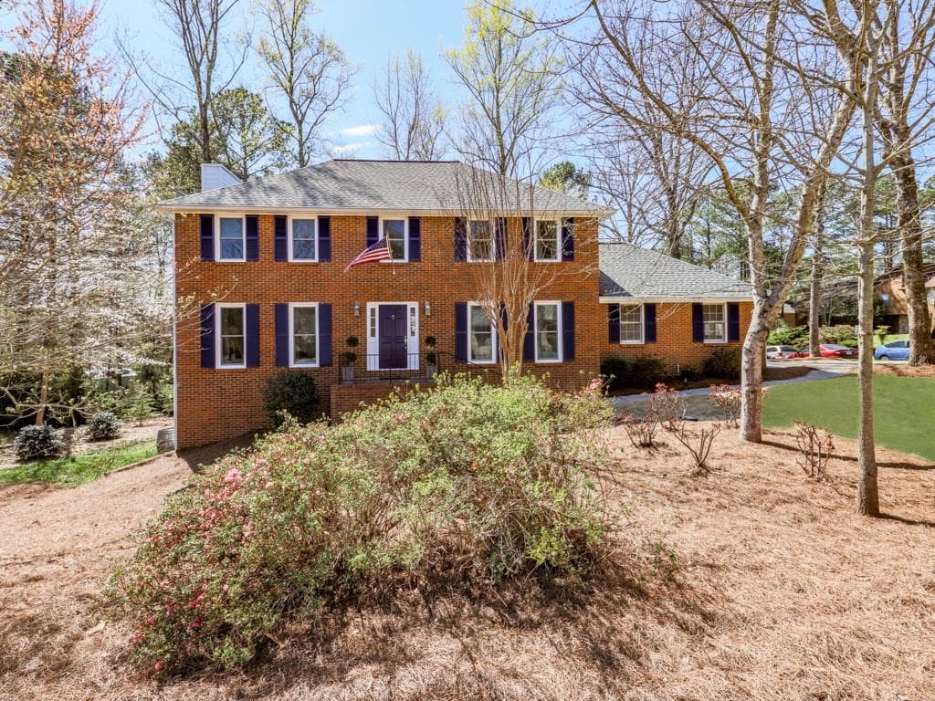 3 bedroom, 2,208 sq ft single family residence sold at 4631 Breakwater Way, Marietta, GA 30066