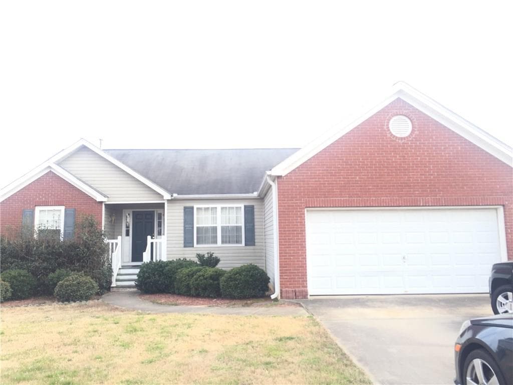 3 bedroom, 1,985 sq ft single family residence sold at 1287 Ivey Pointe Drive, Lawrenceville, GA 30045