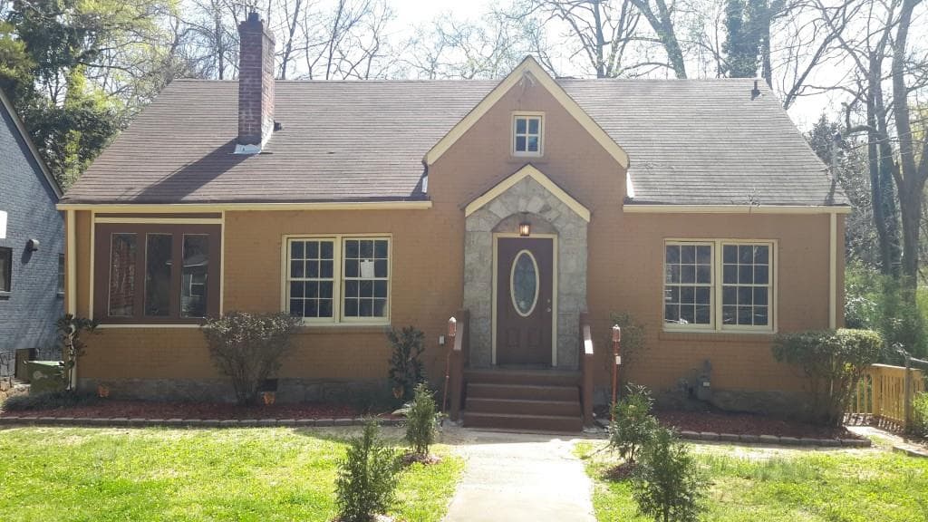3 bedroom, 1,149 sq ft single family residence sold at 1790 N Olympian Way, Atlanta, GA 30310