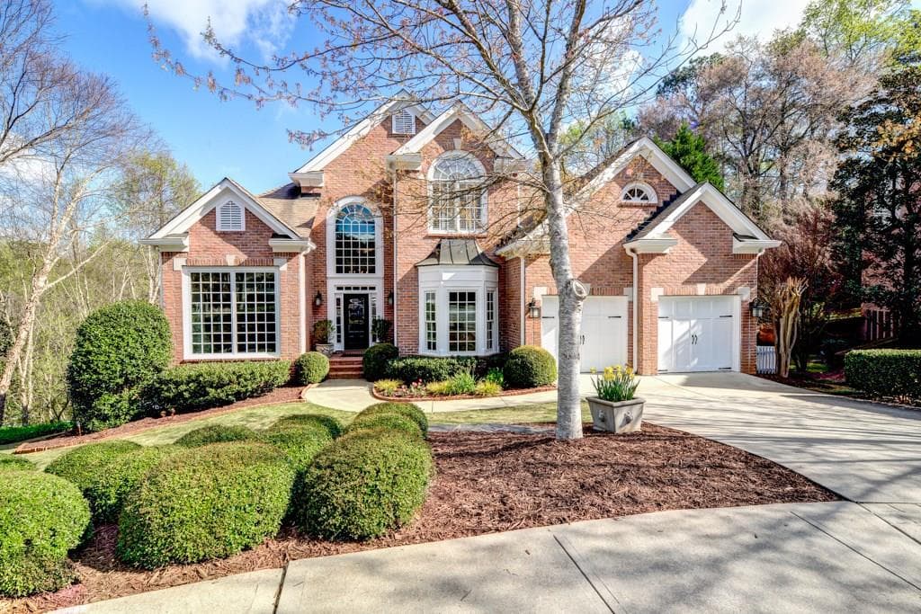 4 bedroom single family residence sold at 4387 Creek Wood Close, Atlanta, GA 30342