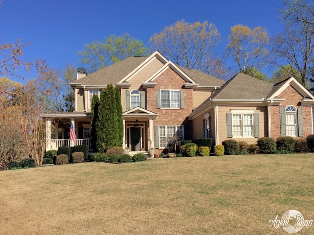 8910 Stone River Drive, Gainesville, GA 30506 — most recent listing photo