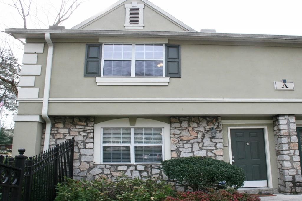 6900 Roswell Road A1, Sandy Springs, GA 30328 — most recent listing photo