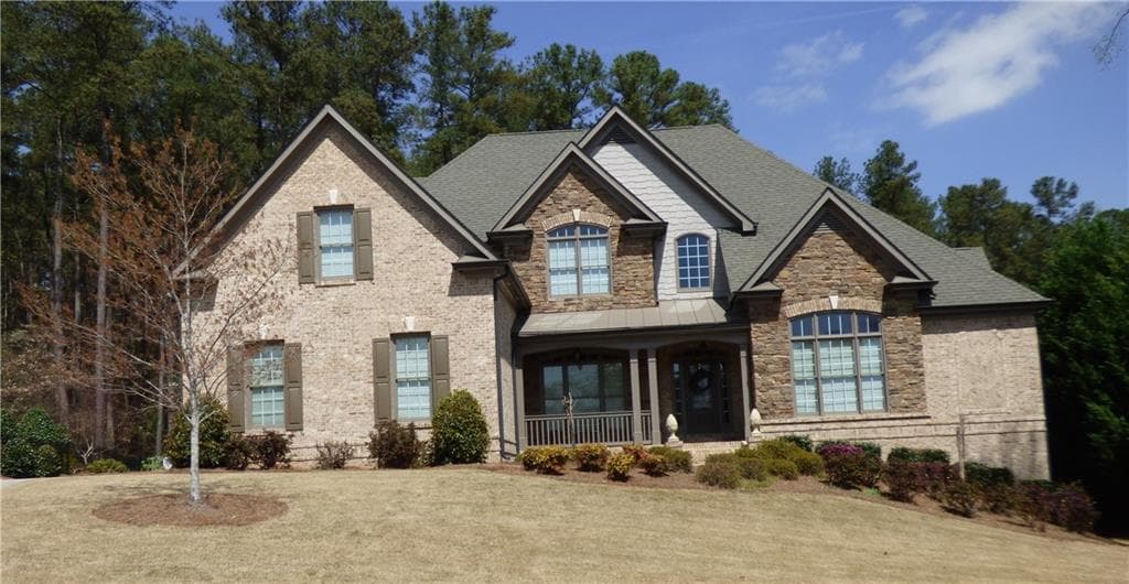 5 bedroom, 3,479 sq ft single family residence sold at 972 Nestling Drive, Lawrenceville, GA 30045