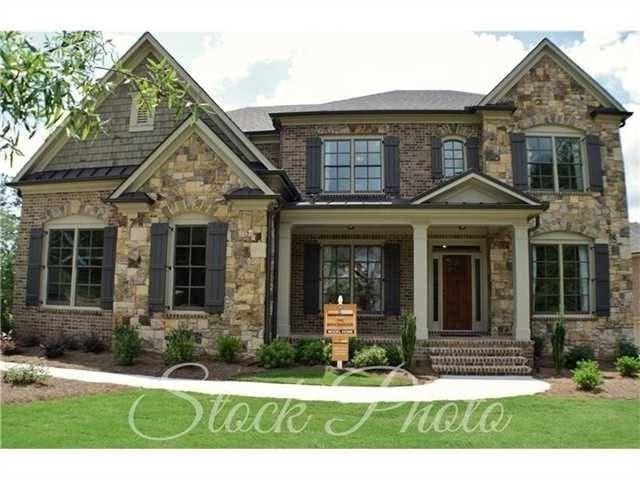 2740 Oak Glen Manor Road, Decatur, GA 30033 — most recent listing photo
