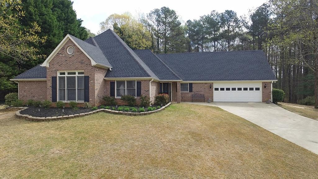 4 bedroom, 2,121 sq ft single family residence sold at 1265 Fontainebleau Court, Lawrenceville, GA 30043