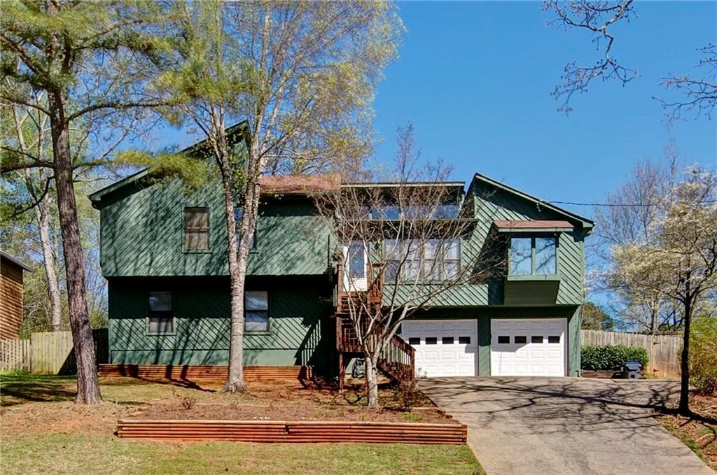 2258 Ravenwood Trail, Marietta, GA 30066 — most recent listing photo