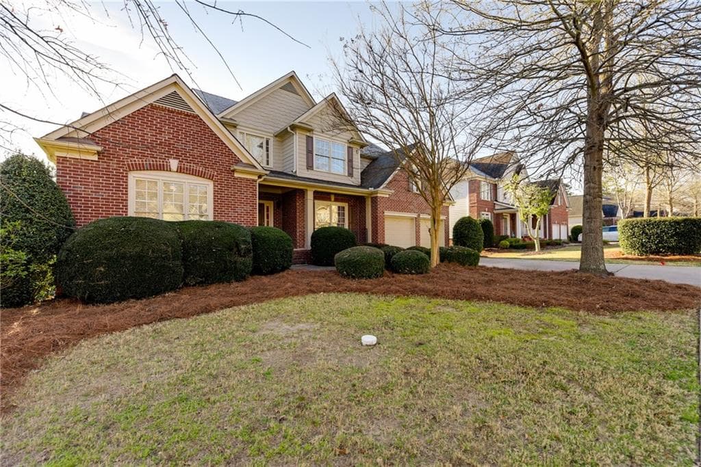 8425 Avalon Court, Cumming, GA 30041 — most recent listing photo