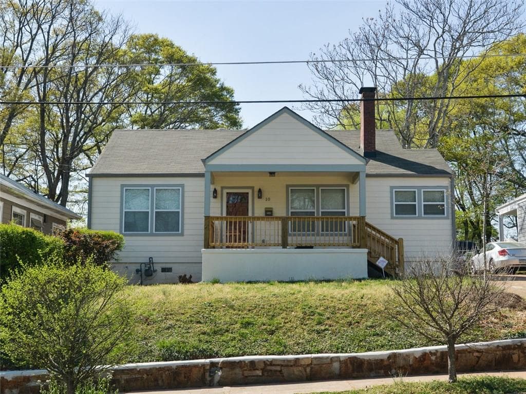 3 bedroom single family residence sold at 10 Leslie Street, Atlanta, GA 30307