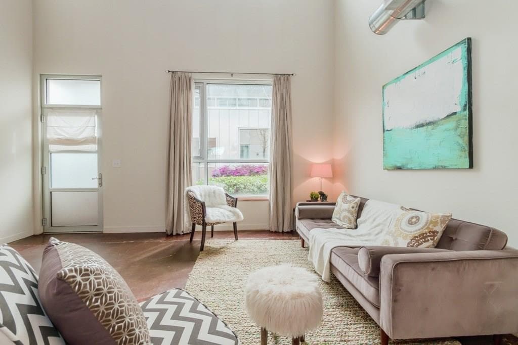 1 bedroom, 817 sq ft condominium sold at 1661 La France Street 413, Atlanta, GA 30307