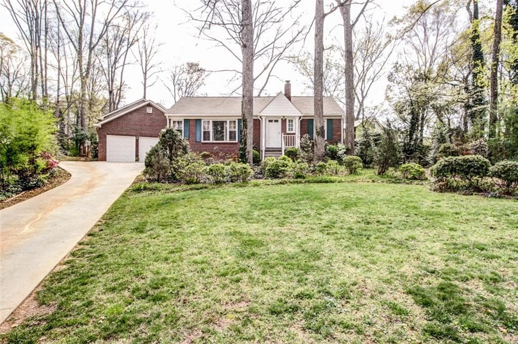 4 bedroom, 3,317 sq ft single family residence sold at 165 Mount Vernon Drive, Decatur, GA 30030