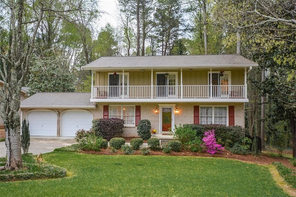 4 bedroom single family residence sold at 2433 Maclaren Circle, Atlanta, GA 30360