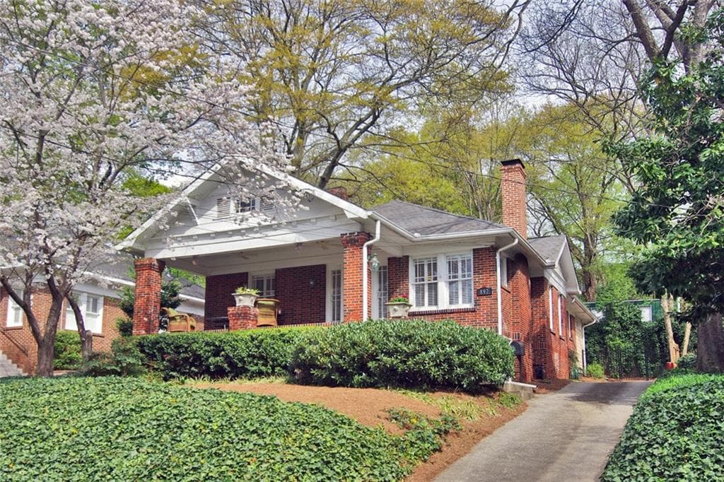 3 bedroom, 1,960 sq ft single family residence sold at 897 Rosedale Road, Atlanta, GA 30306