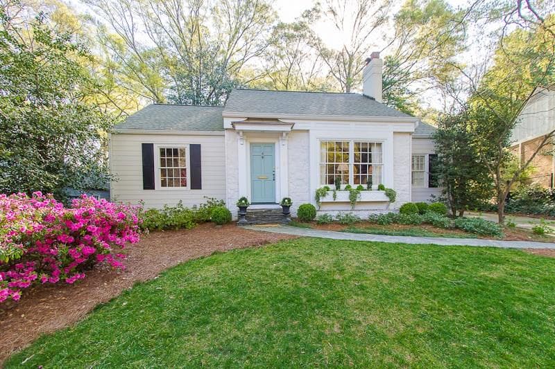 3 bedroom single family residence sold at 2065 Golfview Drive, Atlanta, GA 30309