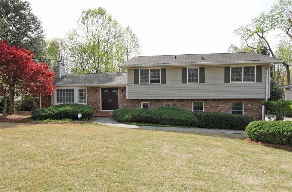 5 bedroom single family residence sold at 4994 Delverton Court, Dunwoody, GA 30338