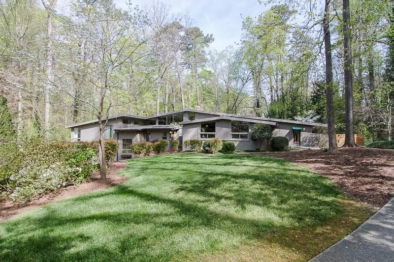 4 bedroom, 3,980 sq ft single family residence sold at 701 Montana Road, Atlanta, GA 30327