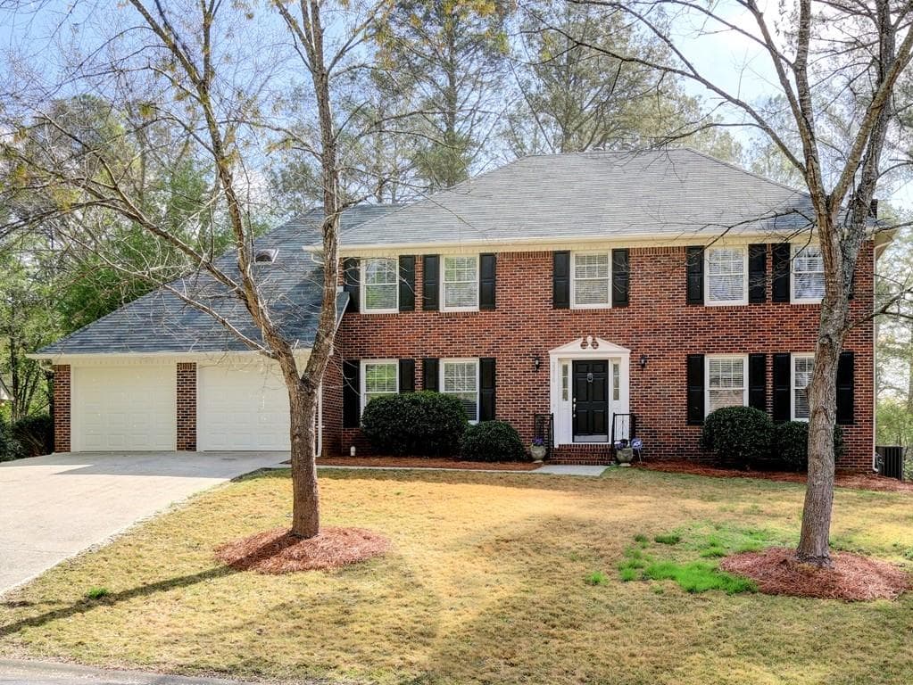 4 bedroom, 2,625 sq ft single family residence sold at 2250 Rushmore Drive, Marietta, GA 30062