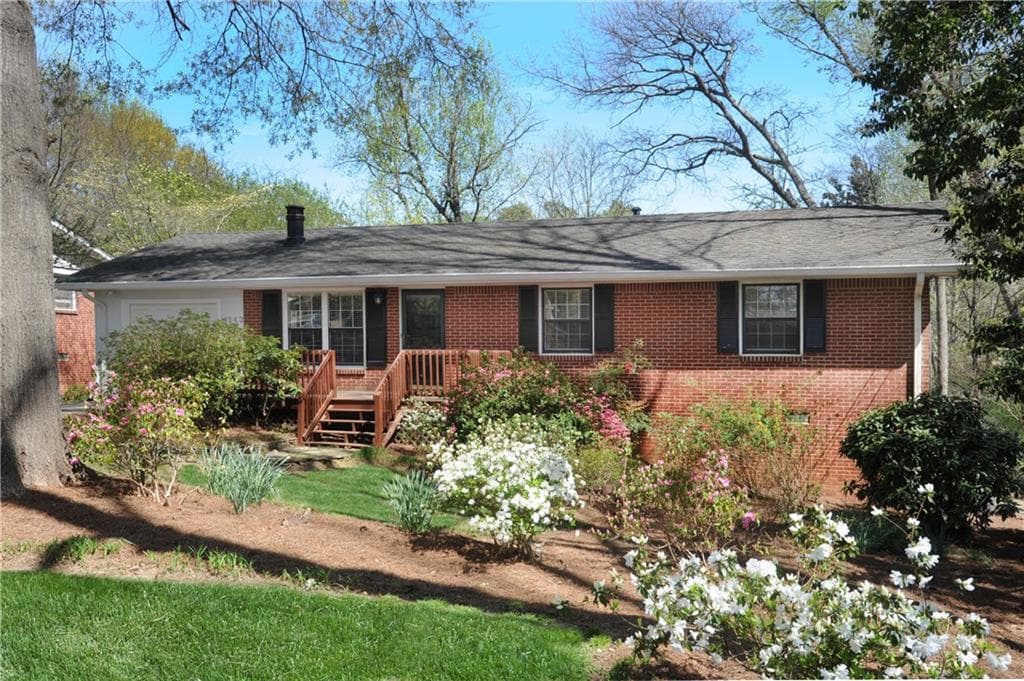 3 bedroom single family residence sold at 1243 Blackstone Drive, Decatur, GA 30033