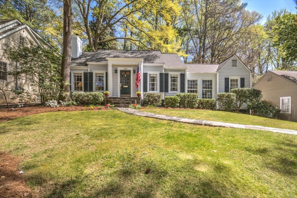 3 bedroom, 1,817 sq ft single family residence sold at 1897 Ardmore Road, Atlanta, GA 30309