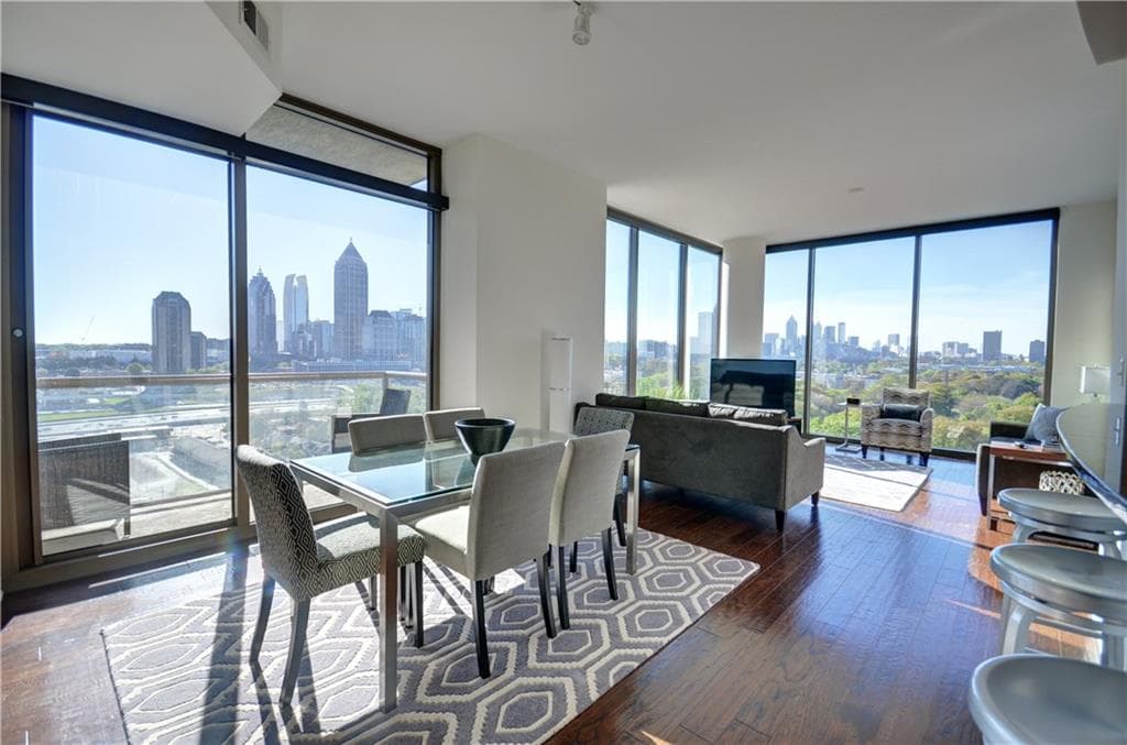 2 bedroom, 1,535 sq ft condominium sold at 270 17th Street 1601, Atlanta, GA 30363