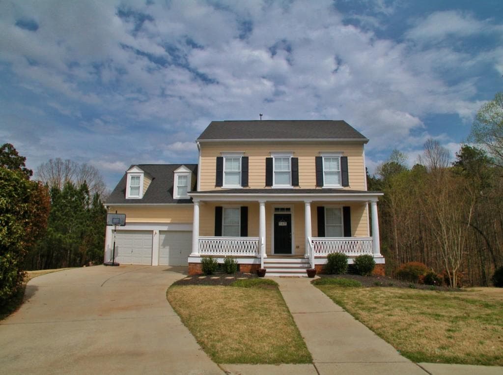 4 bedroom single family residence sold at 5755 Community Lane, Hoschton, GA 30548