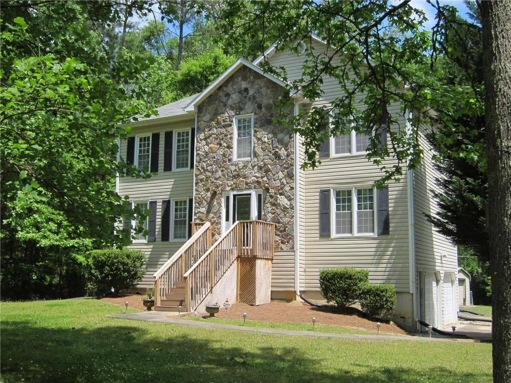 585 Oberlochen Way, Douglasville, GA 30134 — most recent listing photo