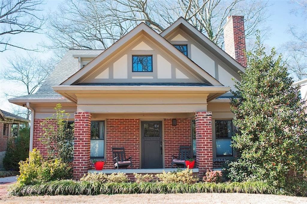 5 bedroom, 2,544 sq ft single family residence sold at 504 Emory Circle, Atlanta, GA 30307