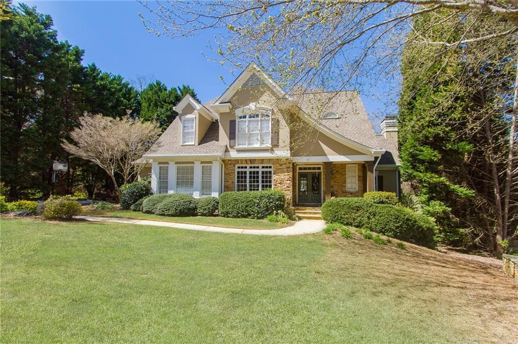 9215 Nesbit Lakes Drive, Alpharetta, GA 30022 — most recent listing photo