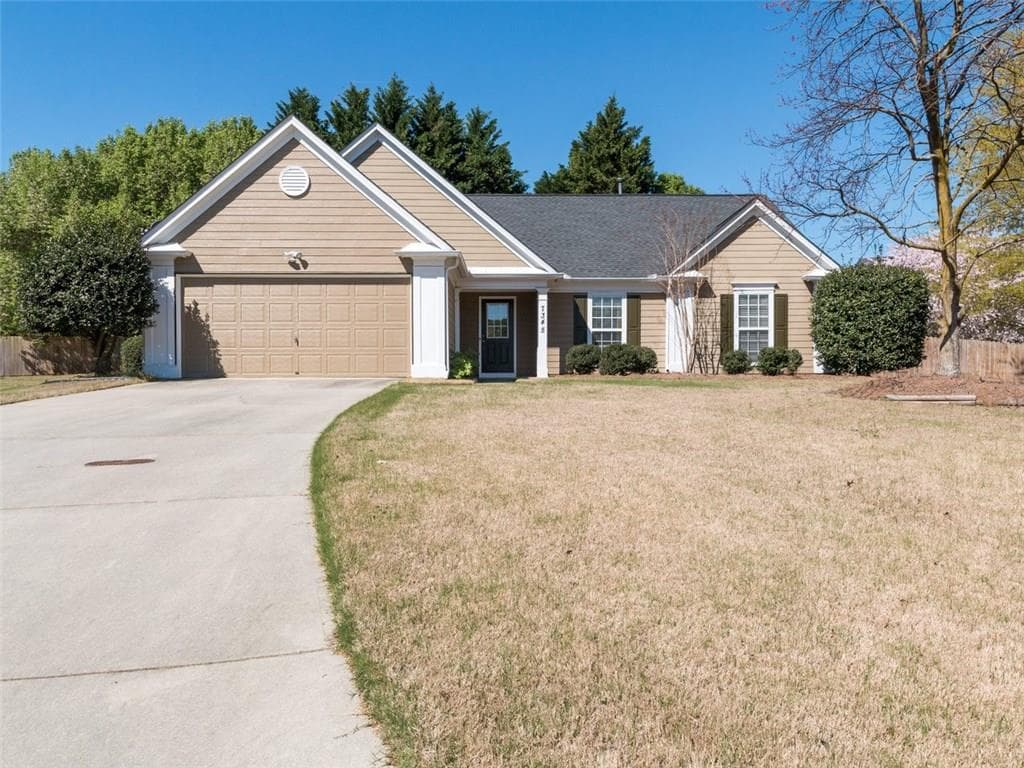 3 bedroom, 1,894 sq ft single family residence sold at 7345 Foxberry Court, Cumming, GA 30041