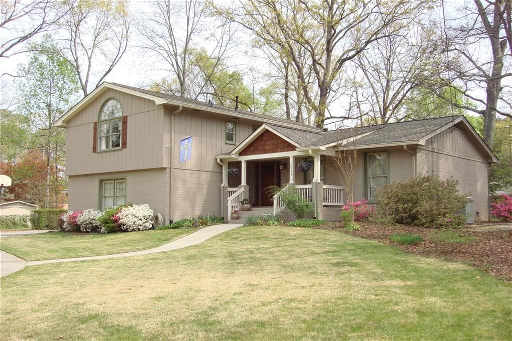 2931 Meade Circle, Marietta, GA 30067 — most recent listing photo