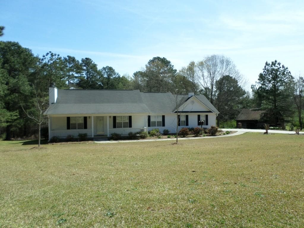 3 bedroom single family residence sold at 4530 Haynes Circle, Snellville, GA 30039