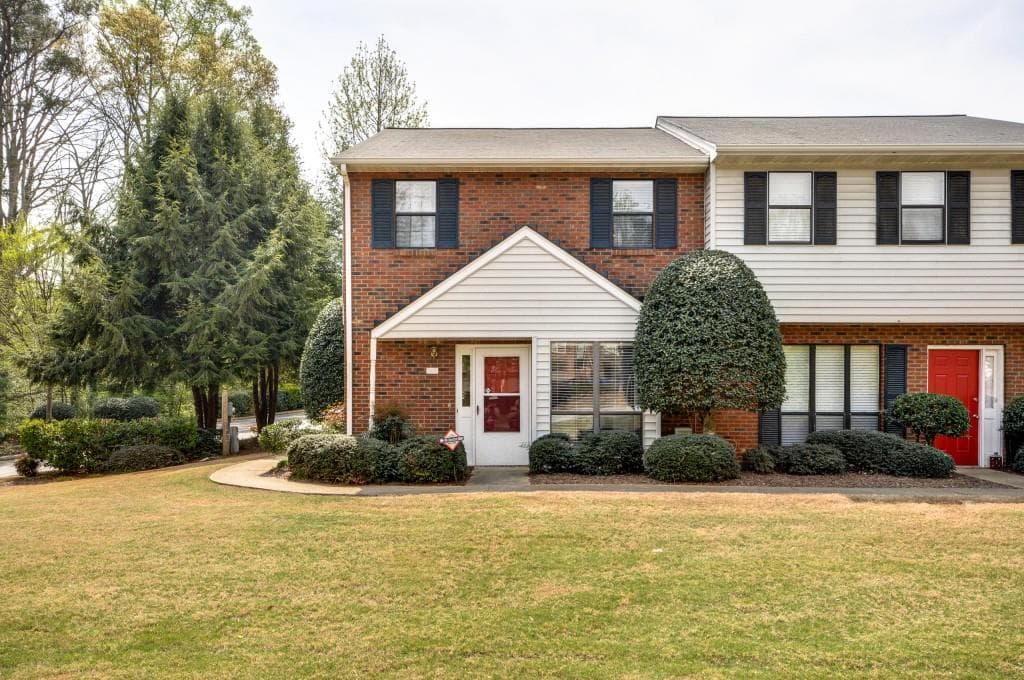 1105 Jamestowne Trail, Alpharetta, GA 30009 — most recent listing photo