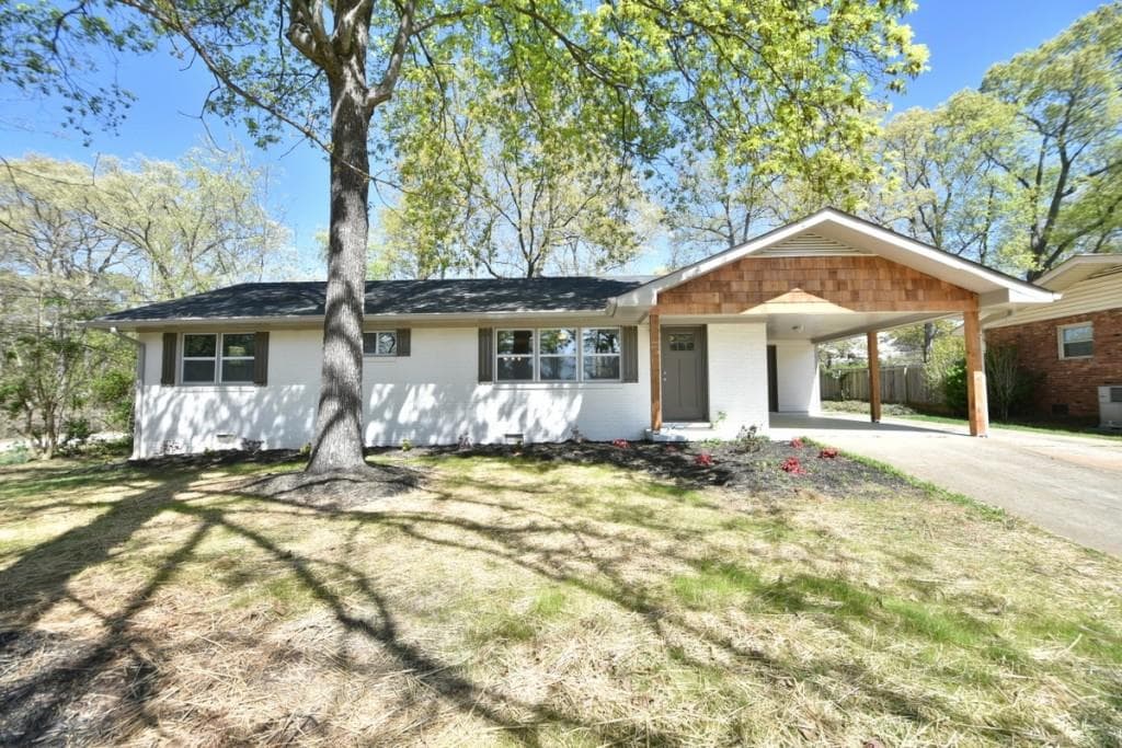 3 bedroom, 1,559 sq ft single family residence sold at 1137 Oakdale Drive, Smyrna, GA 30080