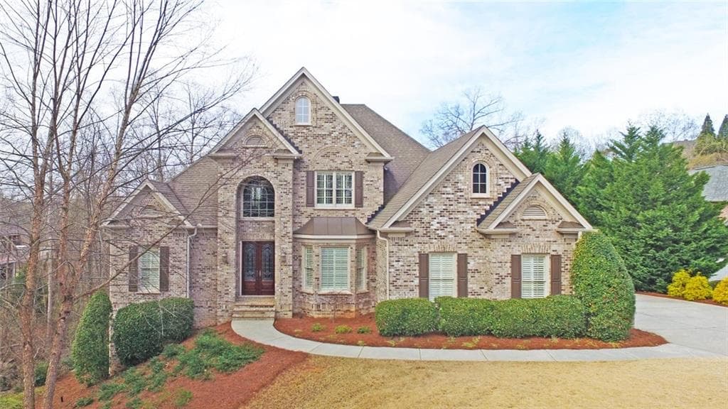 4 bedroom, 3,831 sq ft single family residence sold at 3845 Starboard Point, Gainesville, GA 30506