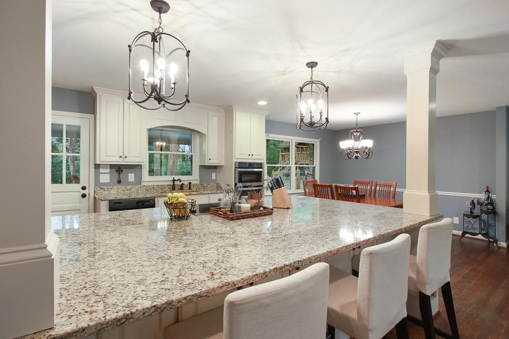 4 bedroom, 2,620 sq ft single family residence sold at 4918 Framons Court, Dunwoody, GA 30338