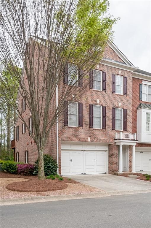 4301 Village Green Drive, Roswell, GA 30075 — most recent listing photo