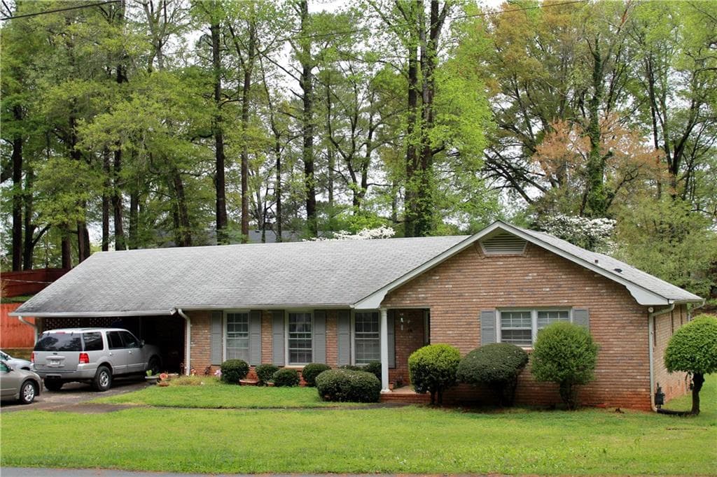 381 Lynne Circle, Alpharetta, GA 30009 — most recent listing photo