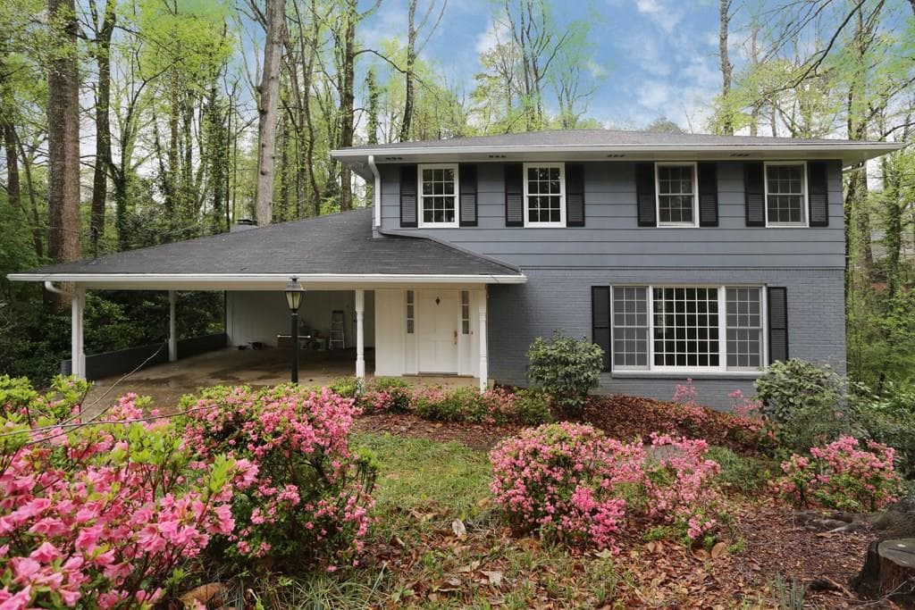 4 bedroom, 2,662 sq ft single family residence sold at 3794 Harts Mill Court, Chamblee, GA 30341